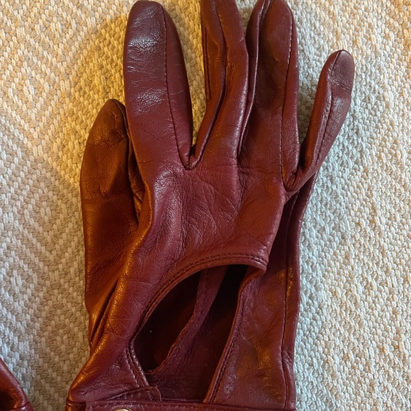 COPY - Tory Burch Leather Gloves - Picture 4 of 6